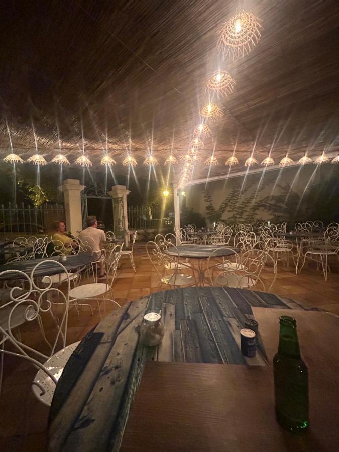 Le Patio De Fabio Hotel โบลแลน ภายนอก รูปภาพ